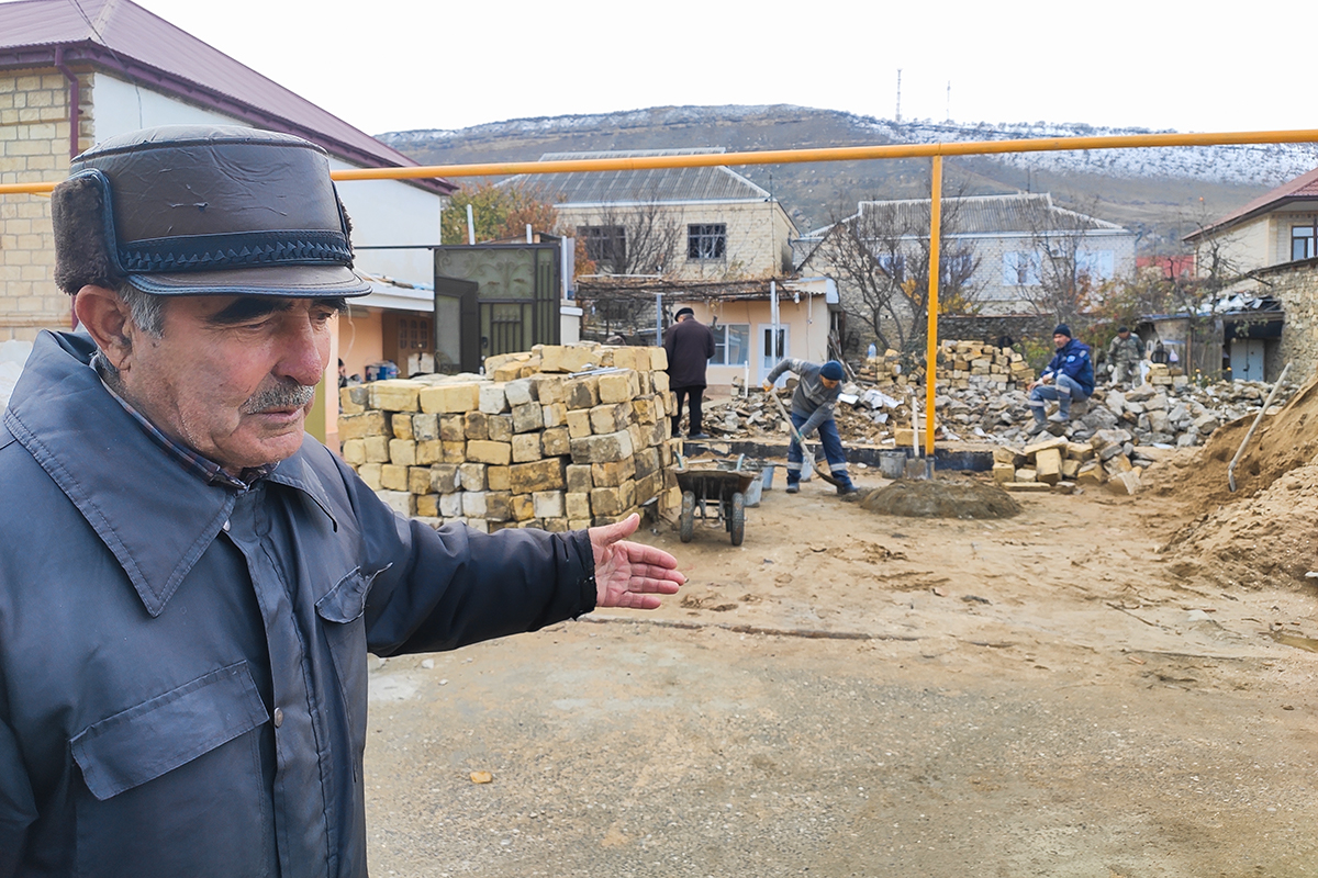«Поняли, что газа нам не видать». Как жители дагестанского Избербаша устали ждать помощи от государства и сами провели себе газ
